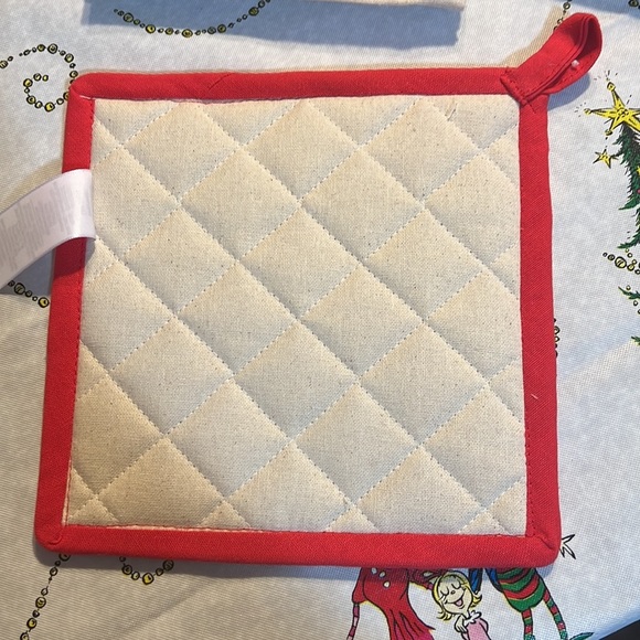 The grinch Tea towels kitchen and potholder - Picture 6 of 6